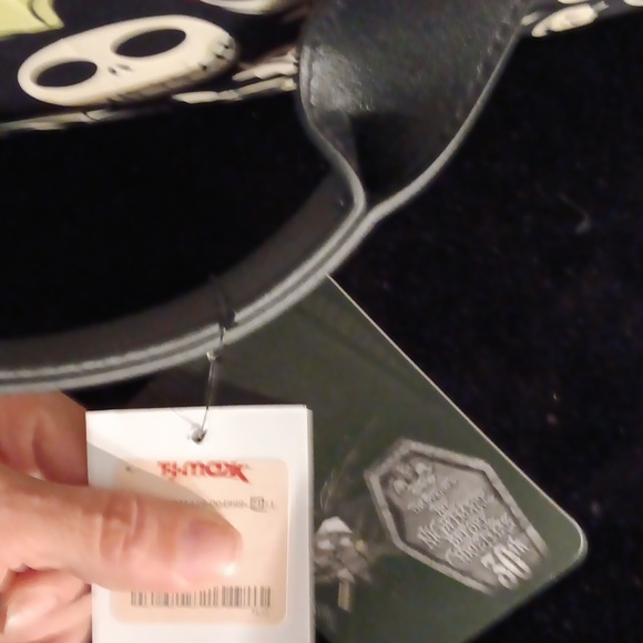 Nightmare before Christmas bag with wheels. - Picture 5 of 5